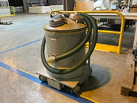 Nilfisk gs83 industriële stofzuiger - afbeelding 1 van  6