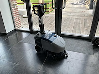 Nilfisk sc351 vloerreiniger - afbeelding 2 van  9