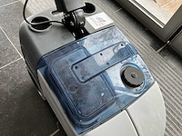 Nilfisk sc351 vloerreiniger - afbeelding 6 van  9