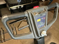 Nilfisk sc400 veegmachine - afbeelding 6 van  9