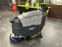 Nilfisk sc401 reinigingsmachine - afbeelding 1 van  7