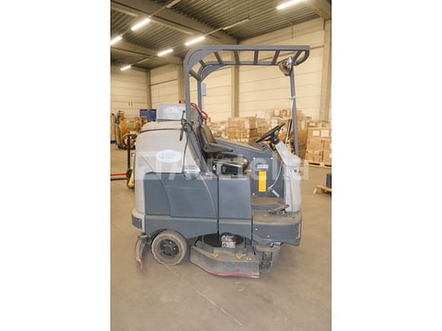 Nilfisk sc6500 ecoflex ride-on vloer-schrubberdroger - afbeelding 3 van  20