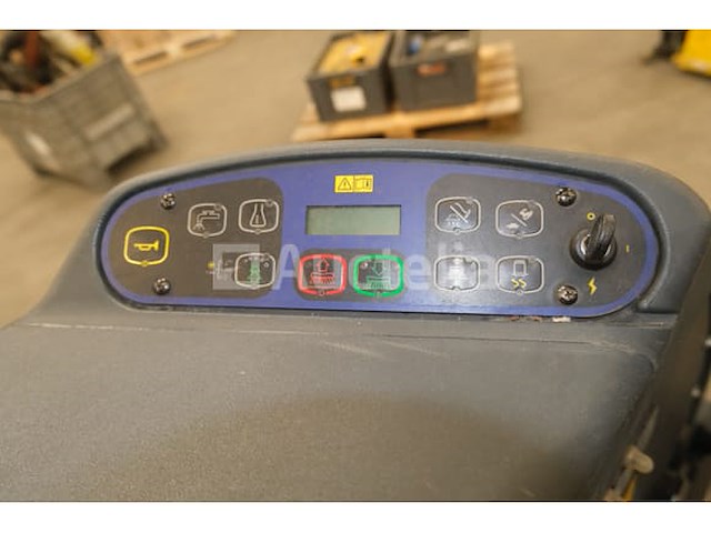 Nilfisk sc6500 ecoflex ride-on vloer-schrubberdroger - afbeelding 11 van  20