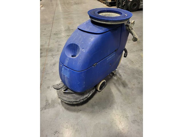 Nilfisk scrubtec 553 bl veeg, zelfrijdend - afbeelding 1 van  2