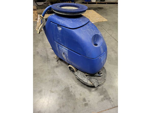 Nilfisk scrubtec 553 bl veeg, zelfrijdend - afbeelding 2 van  2