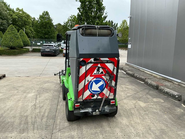 Nilfisk t2a met zacho onkruidbrander & gastanks - afbeelding 13 van  19