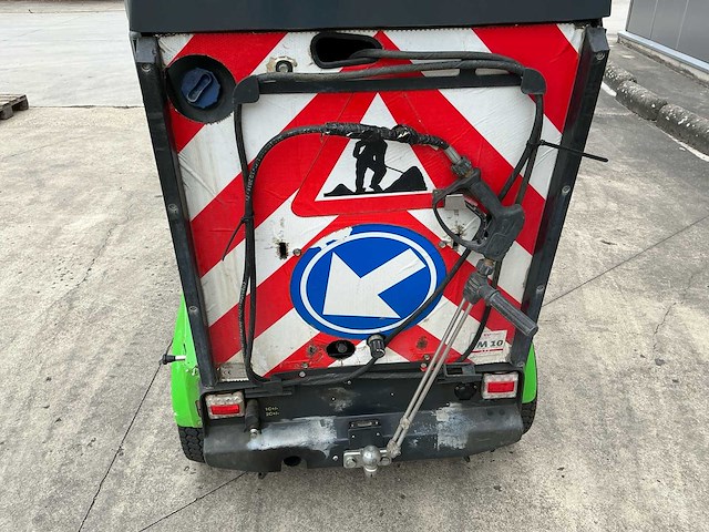 Nilfisk t2a met zacho onkruidbrander & gastanks - afbeelding 19 van  19