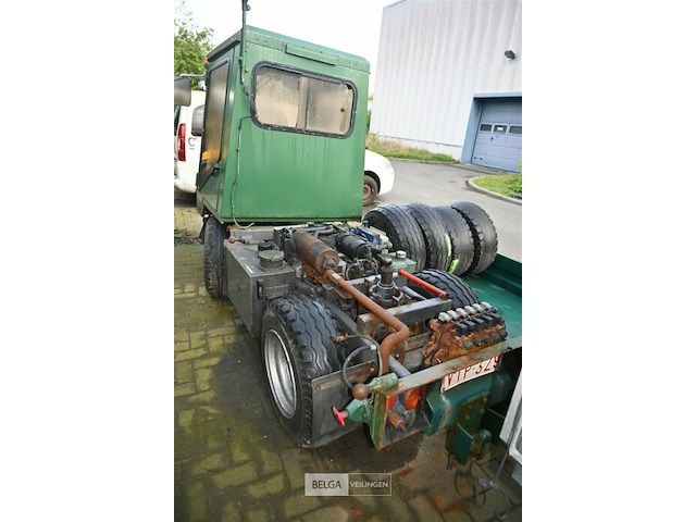 Nimos trage lichte vrachtwagen - afbeelding 7 van  19