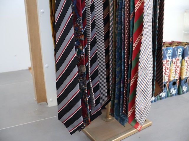 Nina ricci vintage dassen - afbeelding 3 van  7