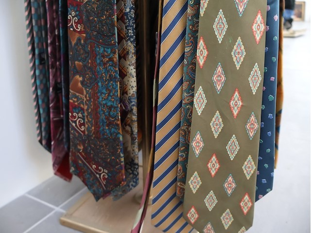 Nina ricci vintage dassen - afbeelding 5 van  7