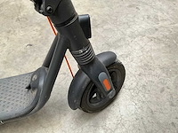 Ninebot 051203e kickscooter met lader - afbeelding 6 van  14