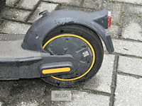 Ninebot elektrische step - afbeelding 2 van  4