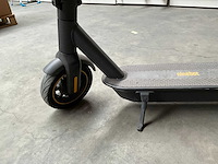 Ninebot g30 kickscooter max met lader - afbeelding 5 van  15