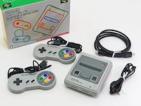 Nintendo - super famicom - 1ste versie met 21 games incl. star fox 2 - afbeelding 1 van  5