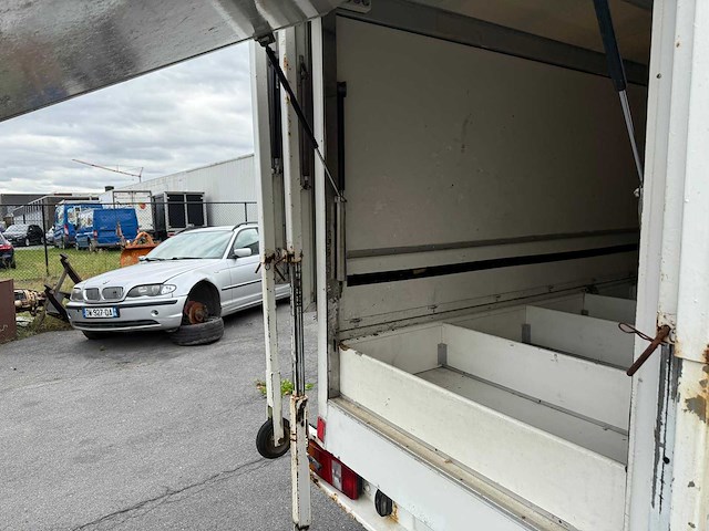 Nissan - 1991 - l50.09 - vrachtwagen - afbeelding 17 van  24