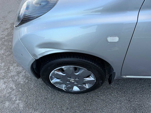 Nissan - 2005 - micra - personenauto - afbeelding 5 van  24