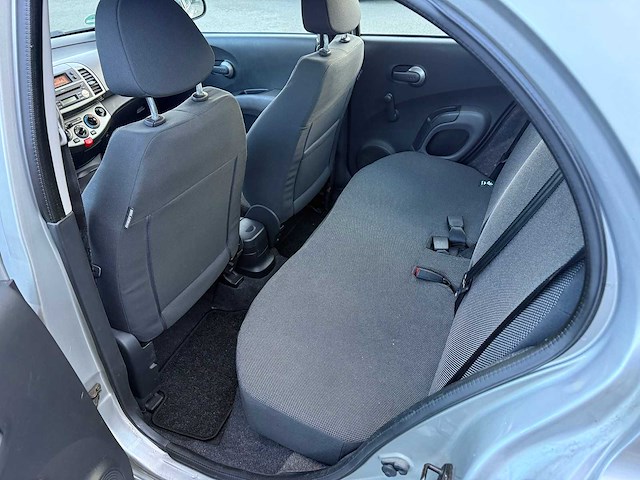 Nissan - 2005 - micra - personenauto - afbeelding 8 van  24