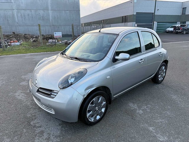 Nissan - 2005 - micra - personenauto - afbeelding 12 van  24