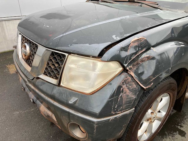 Nissan - 2005 - navara - personenauto - afbeelding 6 van  8