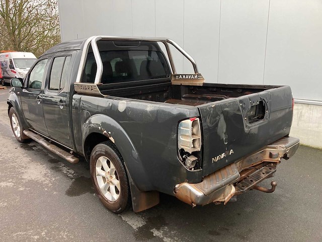 Nissan - 2005 - navara - personenauto - afbeelding 4 van  5