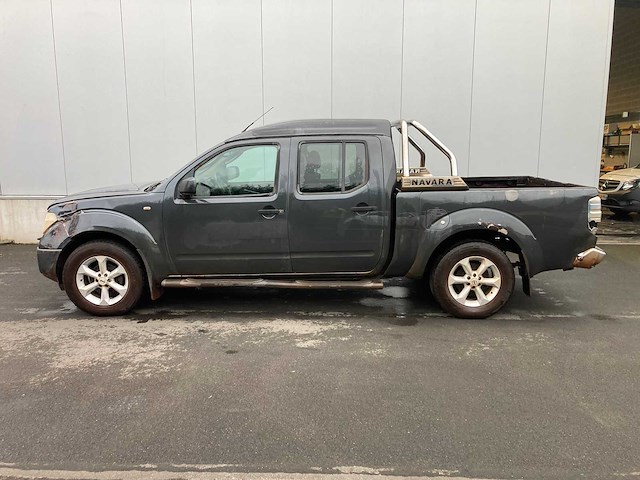 Nissan - 2005 - navara - personenauto - afbeelding 9 van  12