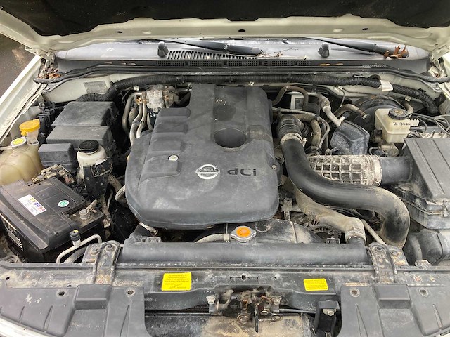 Nissan - 2006 - navara - personenauto - afbeelding 3 van  11