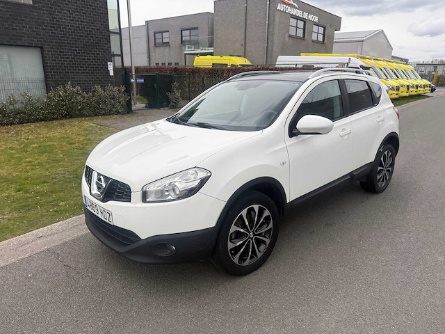 Nissan - 2011 - qashqai - personenauto - afbeelding 11 van  18