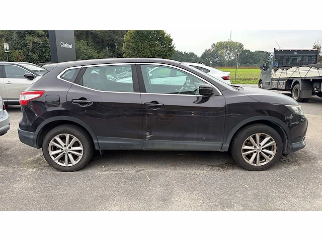 Nissan - 2015 - qashqai - suv - personenauto - afbeelding 25 van  30