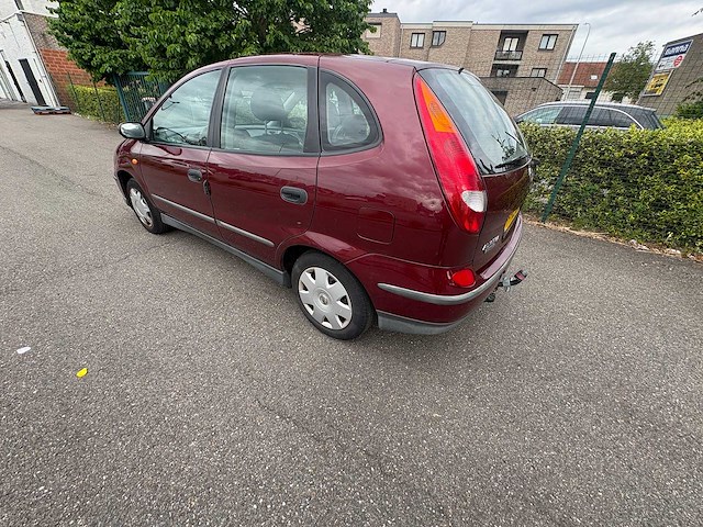 Nissan - almera tino - 1.8 acenta - car - 2003 - afbeelding 3 van  18