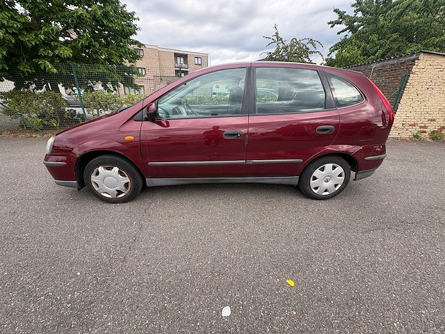 Nissan - almera tino - 1.8 acenta - car - 2003 - afbeelding 12 van  18