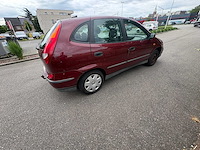 Nissan - almera tino - 1.8 acenta - car - 2003 - afbeelding 16 van  18