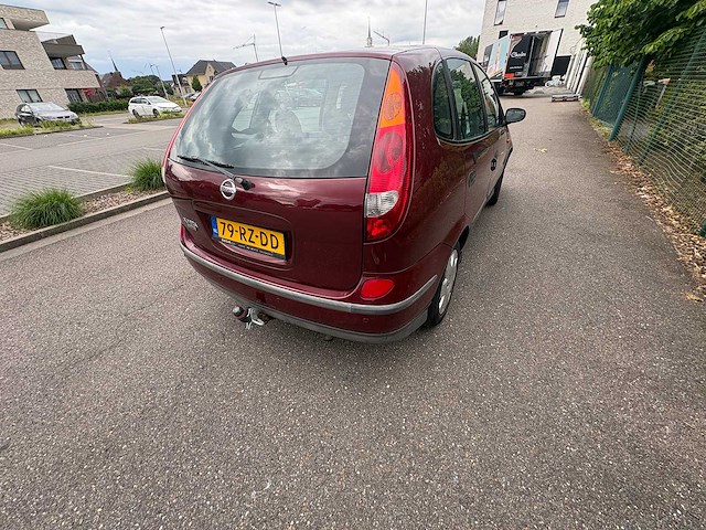Nissan - almera tino - 1.8 acenta - car - 2003 - afbeelding 18 van  18