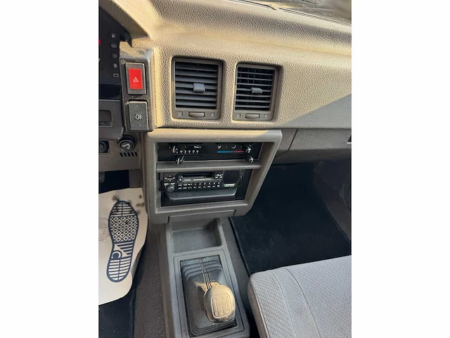 Nissan - bluebird - oldtimer - afbeelding 2 van  17