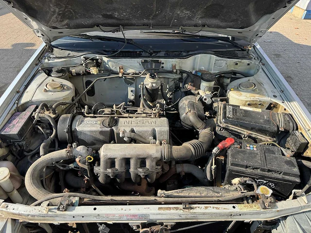 Nissan - bluebird - oldtimer - afbeelding 4 van  17