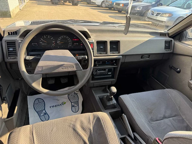 Nissan - bluebird - oldtimer - afbeelding 17 van  17
