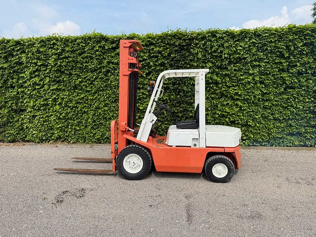 Nissan - ef02 - vorkheftruck - afbeelding 3 van  10