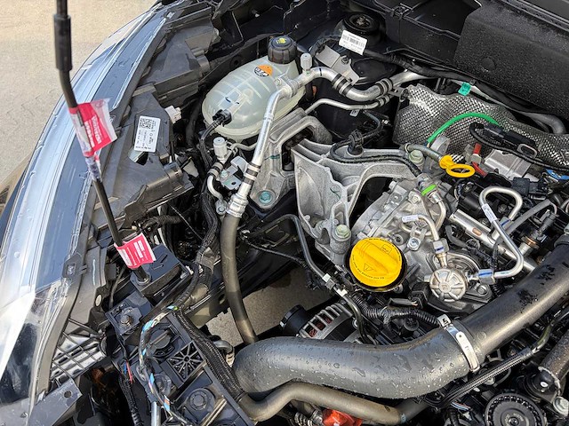 Nissan - juke - 1.0i - 12v turbo - schadewagen - afbeelding 13 van  27