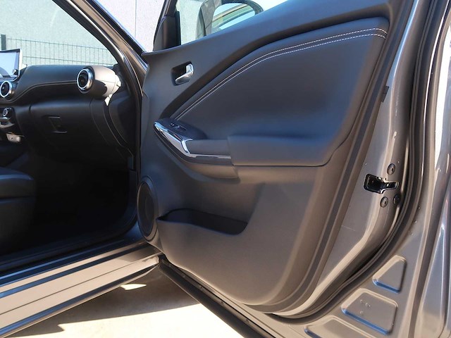 Nissan - juke - classic cars >15 - afbeelding 16 van  38