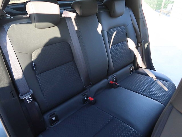 Nissan - juke - classic cars >15 - afbeelding 26 van  38