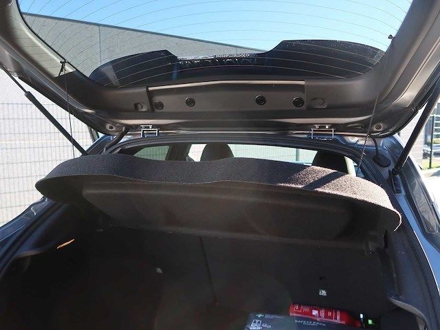 Nissan - juke - classic cars >15 - afbeelding 32 van  38