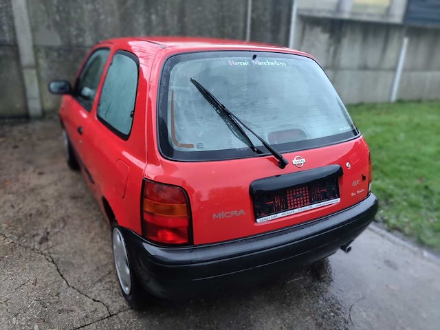 Nissan - micra - car - 1996 - afbeelding 4 van  11