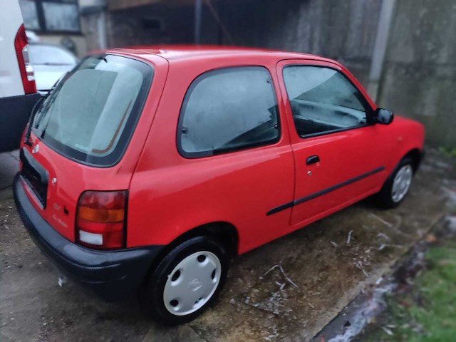 Nissan - micra - car - 1996 - afbeelding 5 van  11