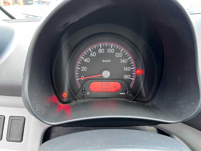 Nissan - pixo - hf - car - 2012 - afbeelding 10 van  12