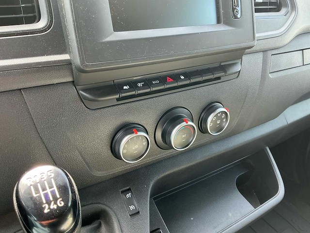 Nissan 6 + 1 dubbele cabine nv 400 bedrijfswagen - afbeelding 26 van  26