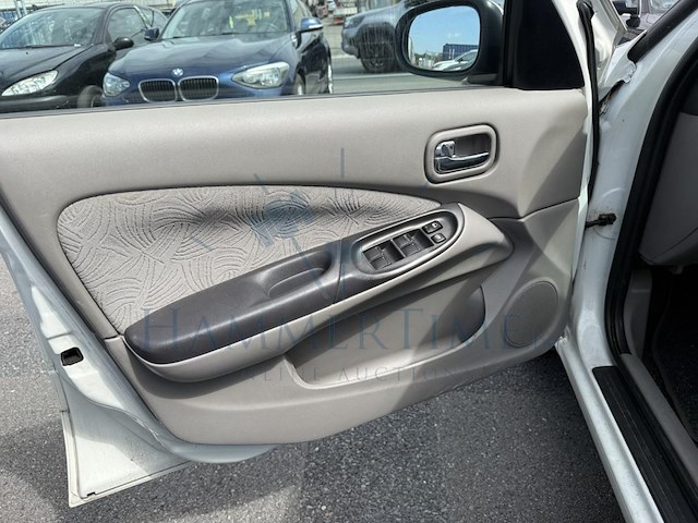 Nissan almera 1.8i 16v acenta 116, 2002 - afbeelding 28 van  30