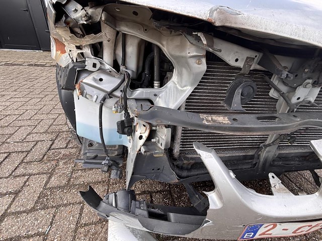 Nissan almera, 2004 - afbeelding 13 van  31