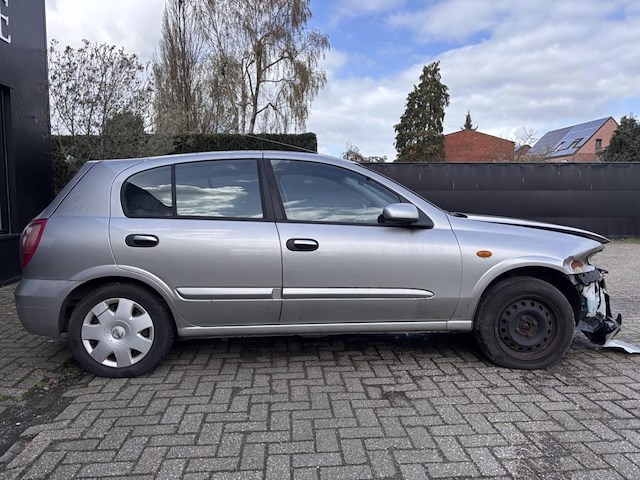 Nissan almera, 2004 - afbeelding 26 van  31