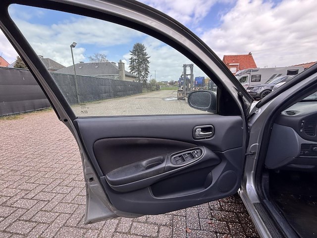 Nissan almera, 2004 - afbeelding 31 van  31