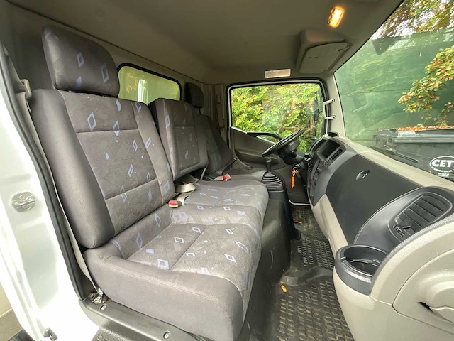Nissan cabstar 35.15 bestelwagen - afbeelding 31 van  47