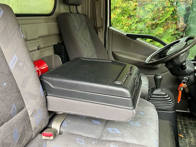 Nissan cabstar 35.15 bestelwagen - afbeelding 32 van  47